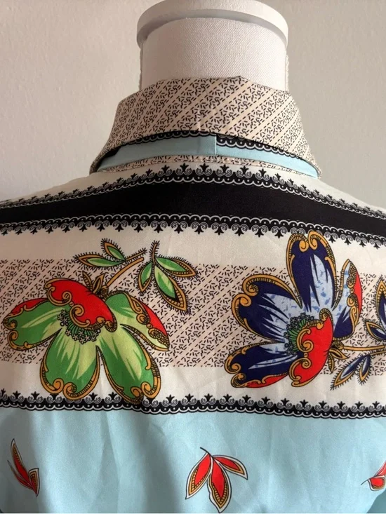 Vintage inspired Light Blue Floral Print Button-Up Blouse with Long Neck Tie - Picture 10 of 13